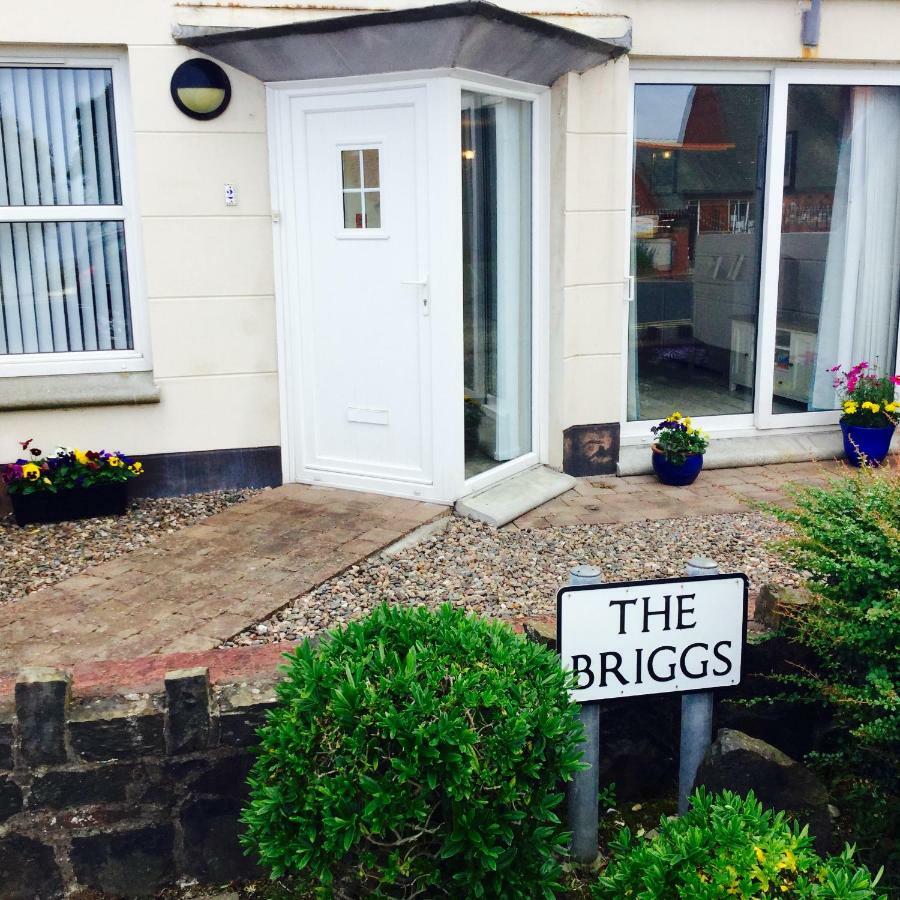 Beachside Apartment Bangor  Bagian luar foto