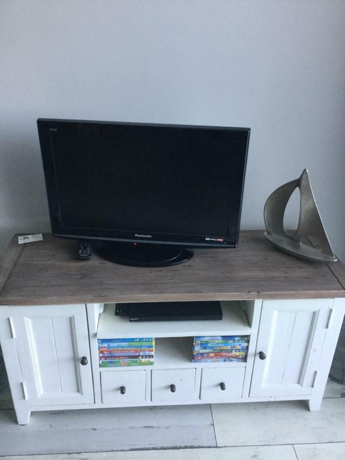 Beachside Apartment Bangor  Bagian luar foto
